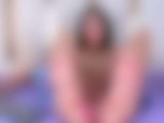 Ainoanoire's Live Sex Cam Show