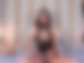 Ainoanoire's Live Sex Cam Show