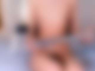 Ainoanoire's Live Sex Cam Show