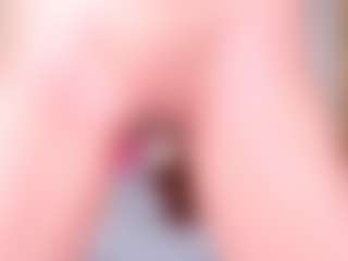 Ainoanoire's Live Sex Cam Show