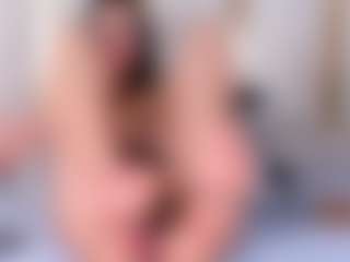 Ainoanoire's Live Sex Cam Show