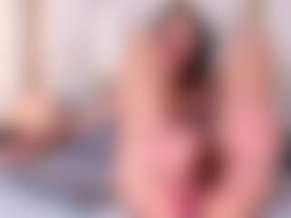 Ainoanoire's Live Sex Cam Show