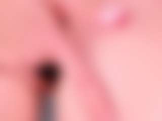 Ainoanoire's Live Sex Cam Show