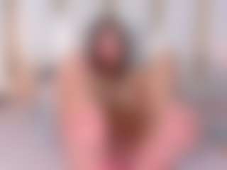 Ainoanoire's Live Sex Cam Show