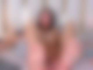 Ainoanoire's Live Sex Cam Show