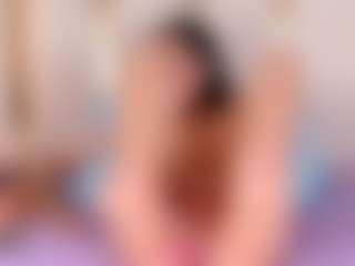 Ainoanoire's Live Sex Cam Show