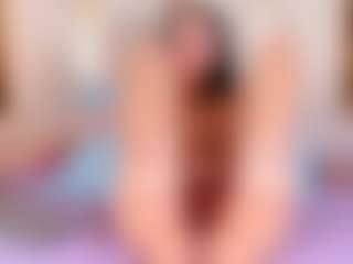 Ainoanoire's Live Sex Cam Show