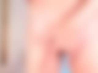 Ainoanoire's Live Sex Cam Show
