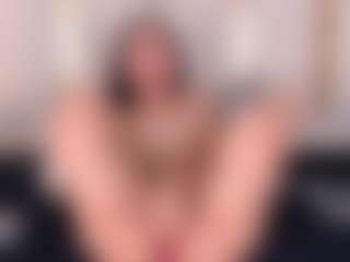 Ainoanoire's Live Sex Cam Show