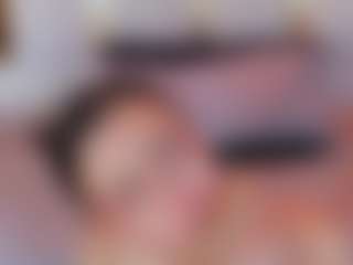 Ainoanoire's Live Sex Cam Show