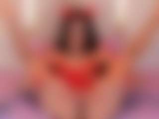 Ainoanoire's Live Sex Cam Show