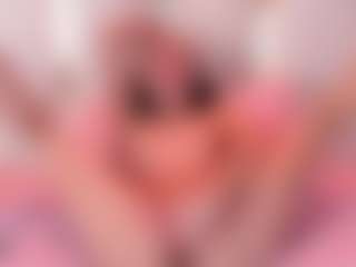 Ainoanoire's Live Sex Cam Show