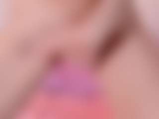 Ainoanoire's Live Sex Cam Show