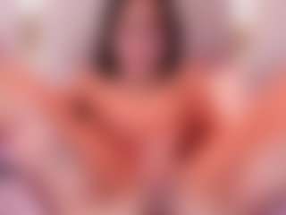 Ainoanoire's Live Sex Cam Show