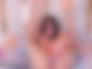 Ainoanoire's Live Sex Cam Show