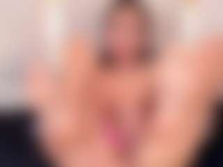 Ainoanoire's Live Sex Cam Show