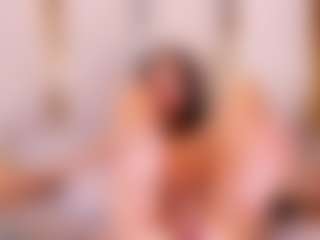 Ainoanoire's Live Sex Cam Show