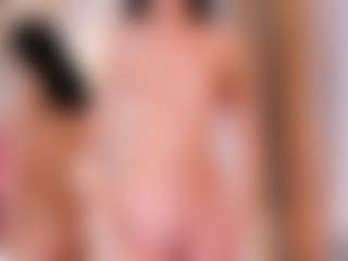 Ainoanoire's Live Sex Cam Show