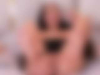 Ainoanoire's Live Sex Cam Show