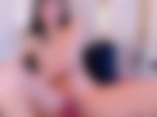 Ainoanoire's Live Sex Cam Show