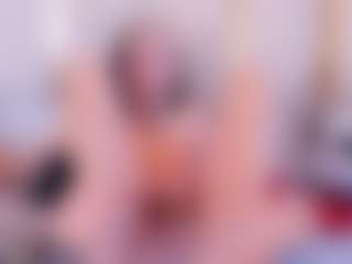 Ainoanoire's Live Sex Cam Show