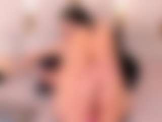 Ainoanoire's Live Sex Cam Show