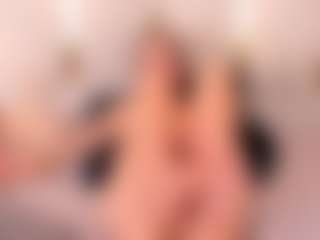 Ainoanoire's Live Sex Cam Show
