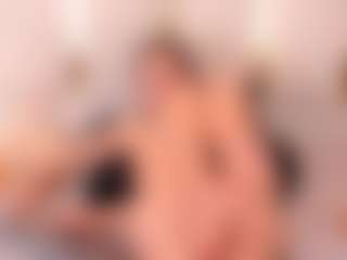 Ainoanoire's Live Sex Cam Show