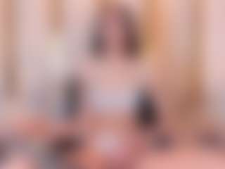 Ainoanoire's Live Sex Cam Show