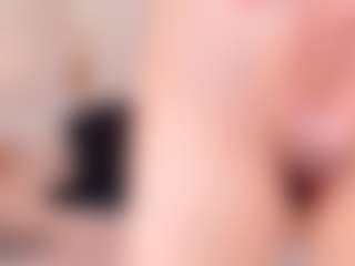 Ainoanoire's Live Sex Cam Show