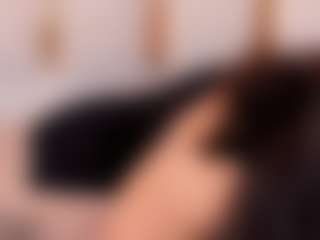 Ainoanoire's Live Sex Cam Show