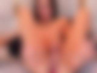 Ainoanoire's Live Sex Cam Show