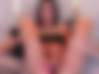 Ainoanoire's Live Sex Cam Show