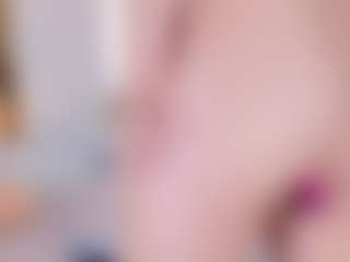 Ainoanoire's Live Sex Cam Show