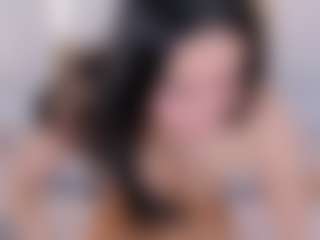 Ainoanoire's Live Sex Cam Show