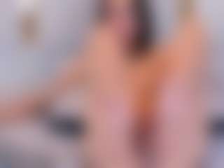 Ainoanoire's Live Sex Cam Show