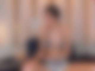 Live cam show with Ainoanoire - Big Ass on Hubzter Live