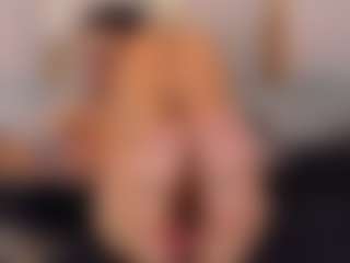 Ainoanoire's Live Sex Cam Show