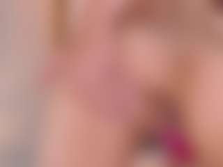 Ainoanoire's Live Sex Cam Show