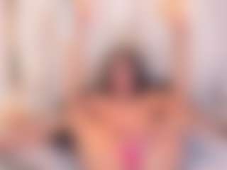 Live cam show with Ainoanoire - Dildo on eurowanks.com