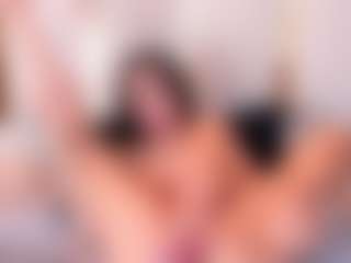 Ainoanoire's Live Sex Cam Show