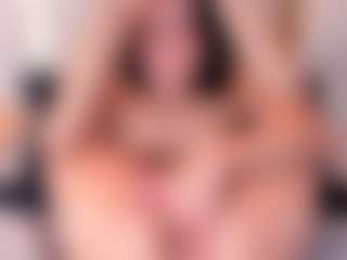 Ainoanoire's Live Sex Cam Show