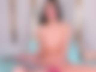 Ainoanoire's Live Sex Cam Show