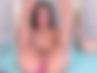Ainoanoire's Live Sex Cam Show