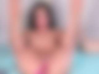 Ainoanoire's Live Sex Cam Show