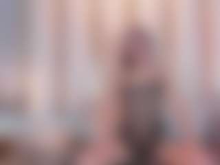 Ainoanoire's Live Sex Cam Show