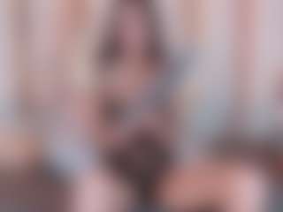 Ainoanoire's Live Sex Cam Show