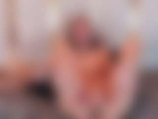 Ainoanoire's Live Sex Cam Show