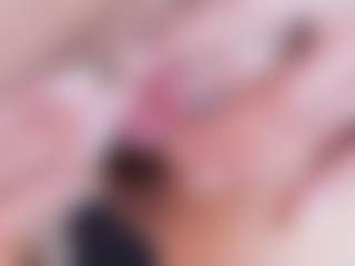 Ainoanoire's Live Sex Cam Show