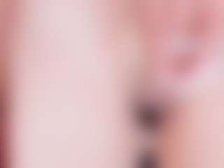 Ainoanoire's Live Sex Cam Show